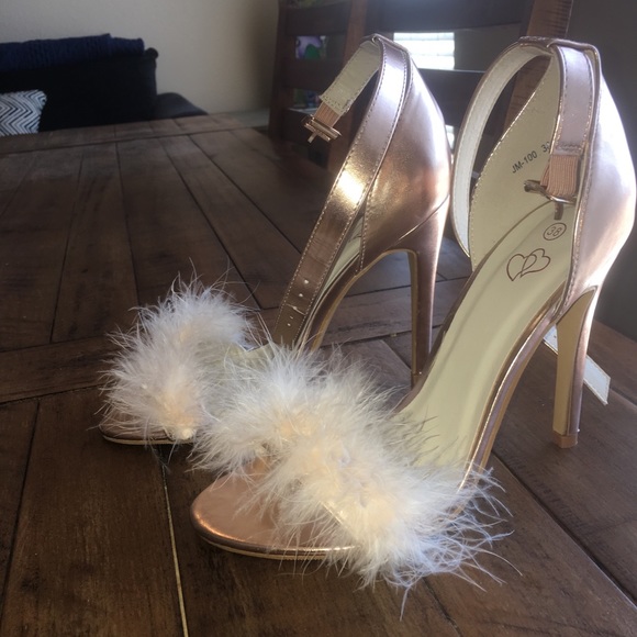 Strappy sandal heels - Picture 1 of 1